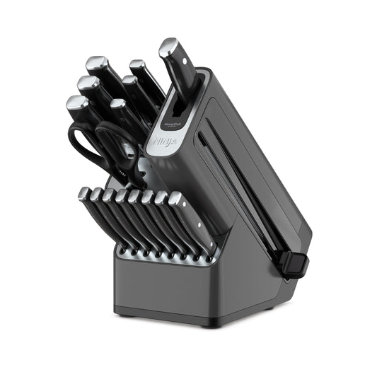 Ninja NeverDull 17-Piece Set: German steel knives, built-in sharpener system, durable and complete kitchen solution.